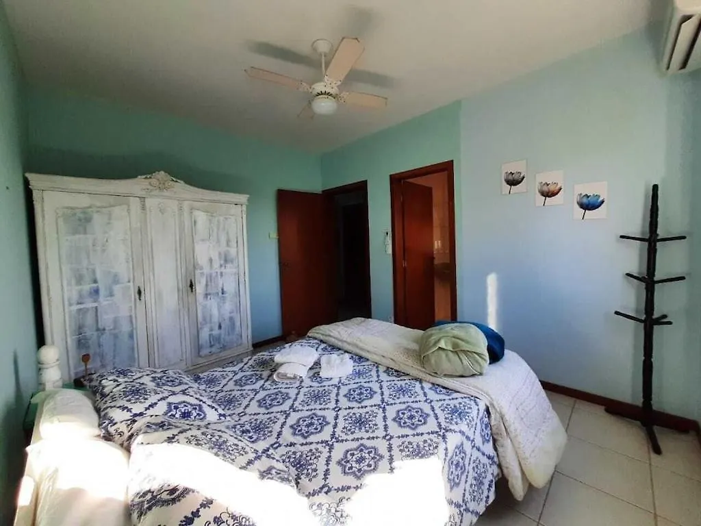 Hébergement de vacances Casa Aconchegante Na Praia Da Daniela Florianópolis
