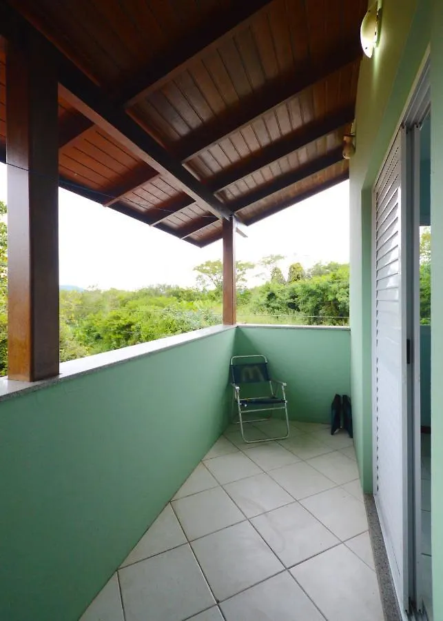 Hébergement de vacances Casa Aconchegante Na Praia Da Daniela Florianópolis Brésil